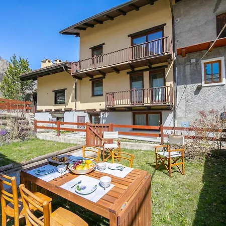 Apartamento La Ciaburna Skiing Nearby - Happy *